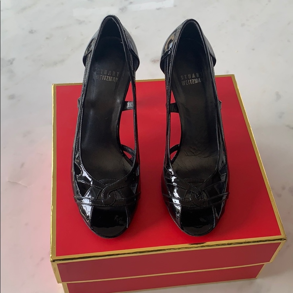 Stuart Weitzman black patent leather heels size 7